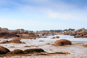 Eine Bucht an der Côte de Granit Rose/ Rosengranitküste