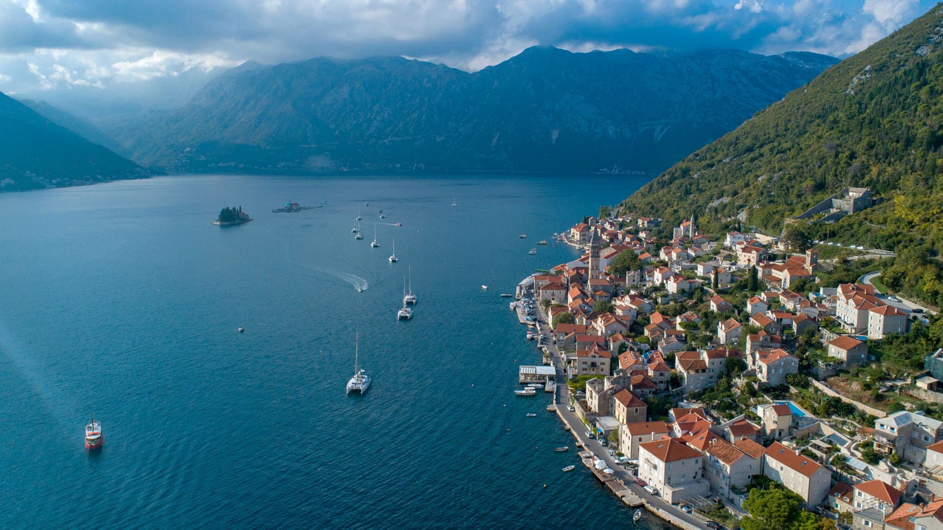 Perast Perast von oben